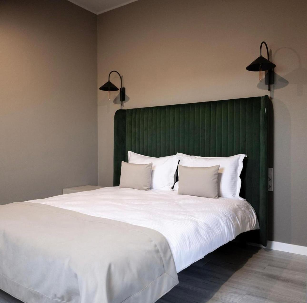 R.Hotel Черновцы Экстерьер фото