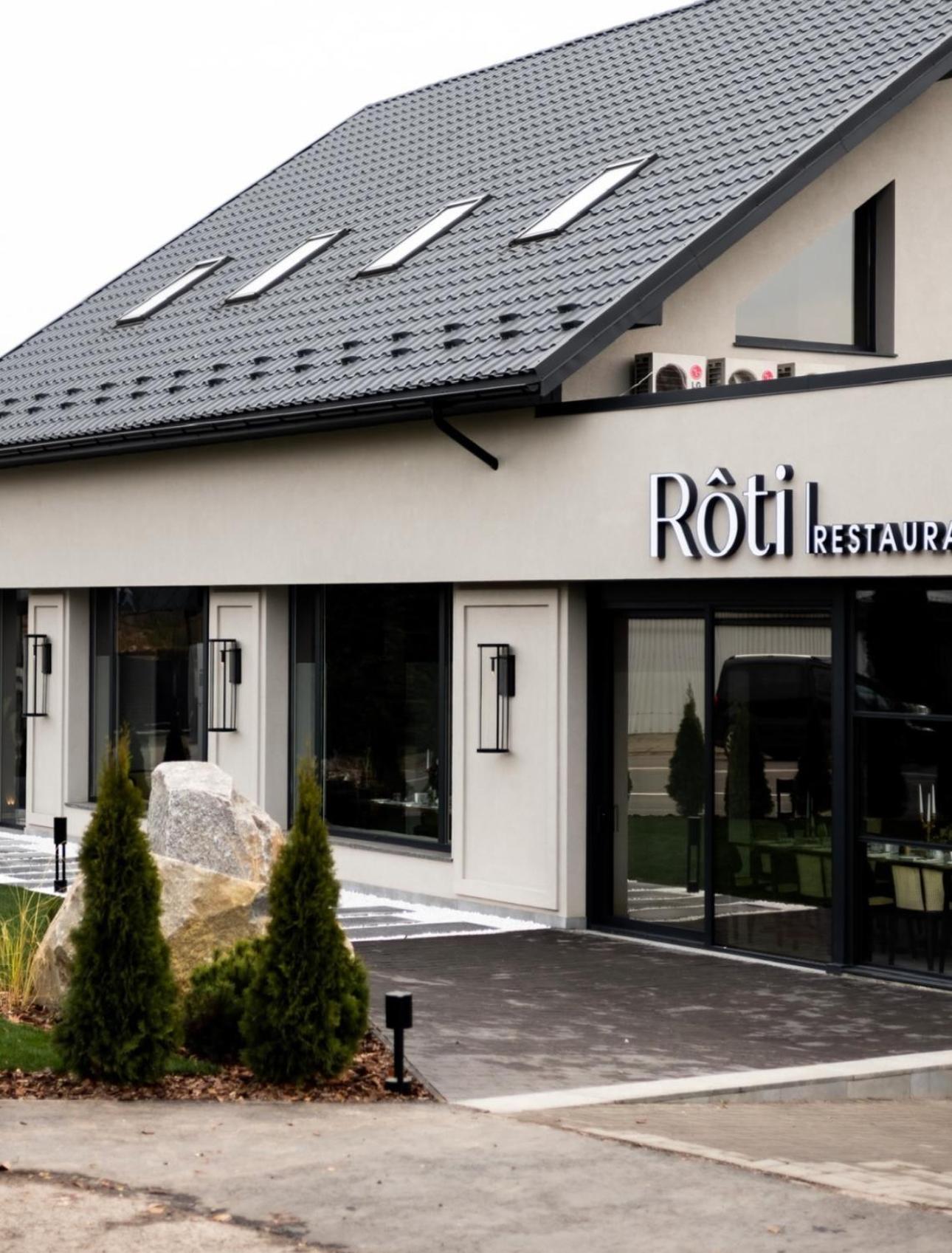 R.Hotel Черновцы Экстерьер фото